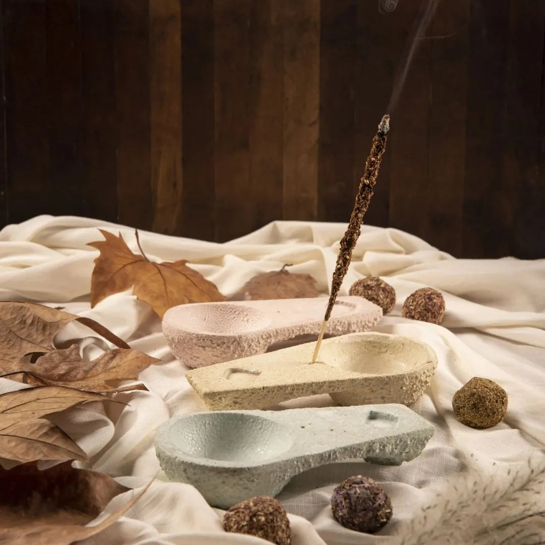 Porta Incensos de cimento e defumadores