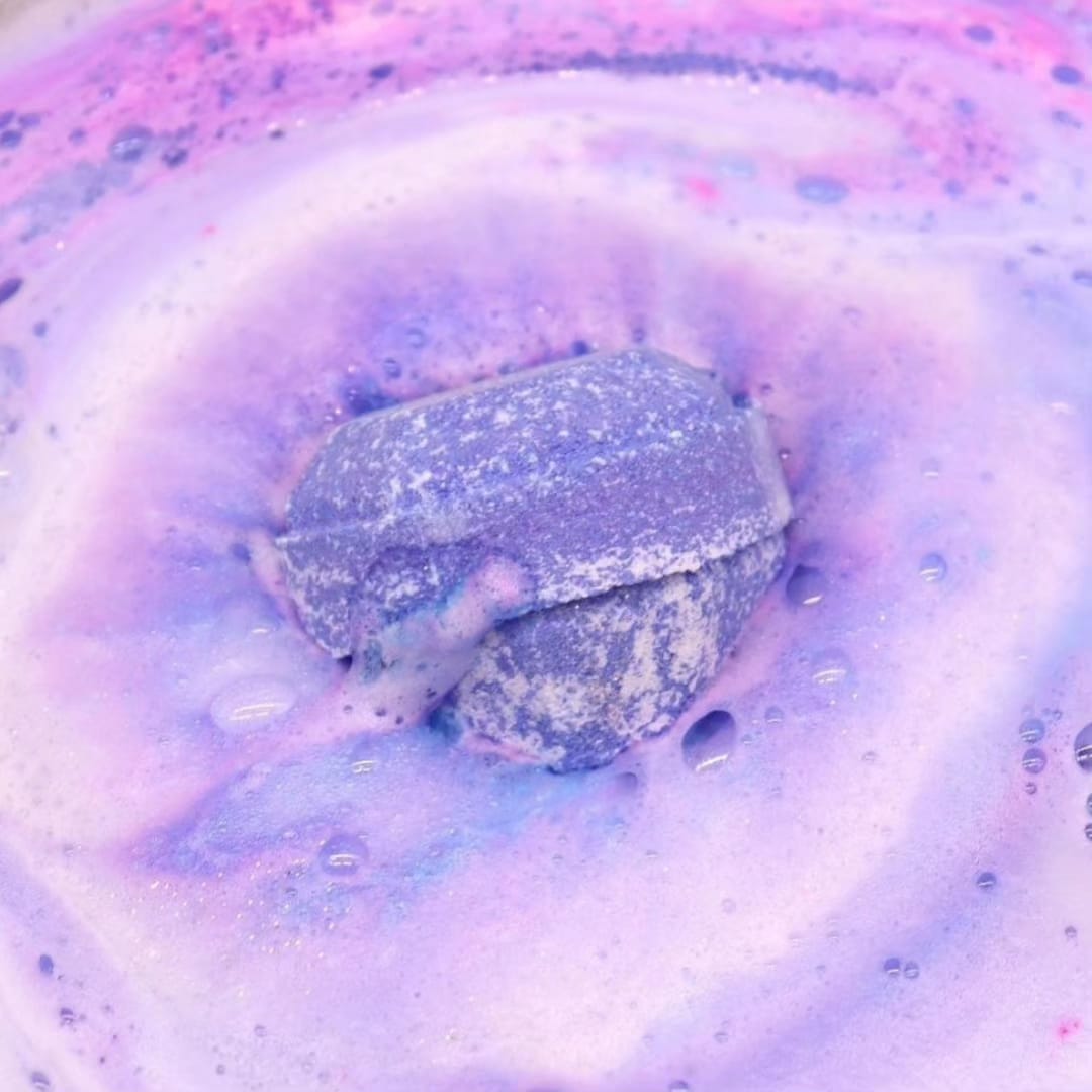 Bomba de Banho Lavanda com Cristal Surpresa
