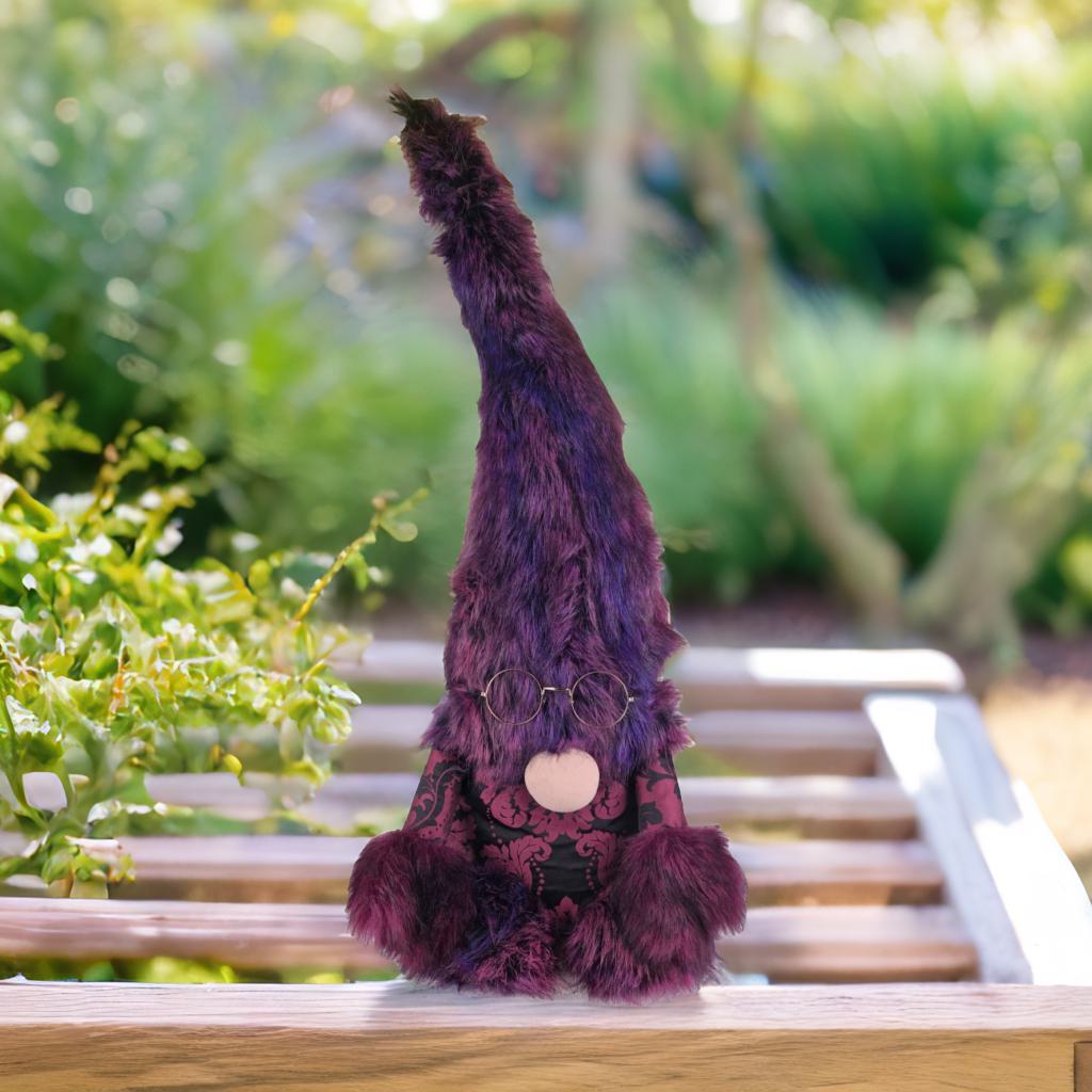 Gnomo Sábio Literato Roxo